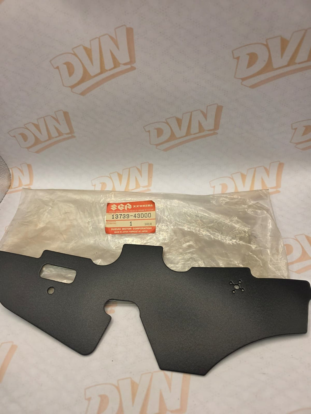 SUZUKI GUARD MUD 13739-43D00
