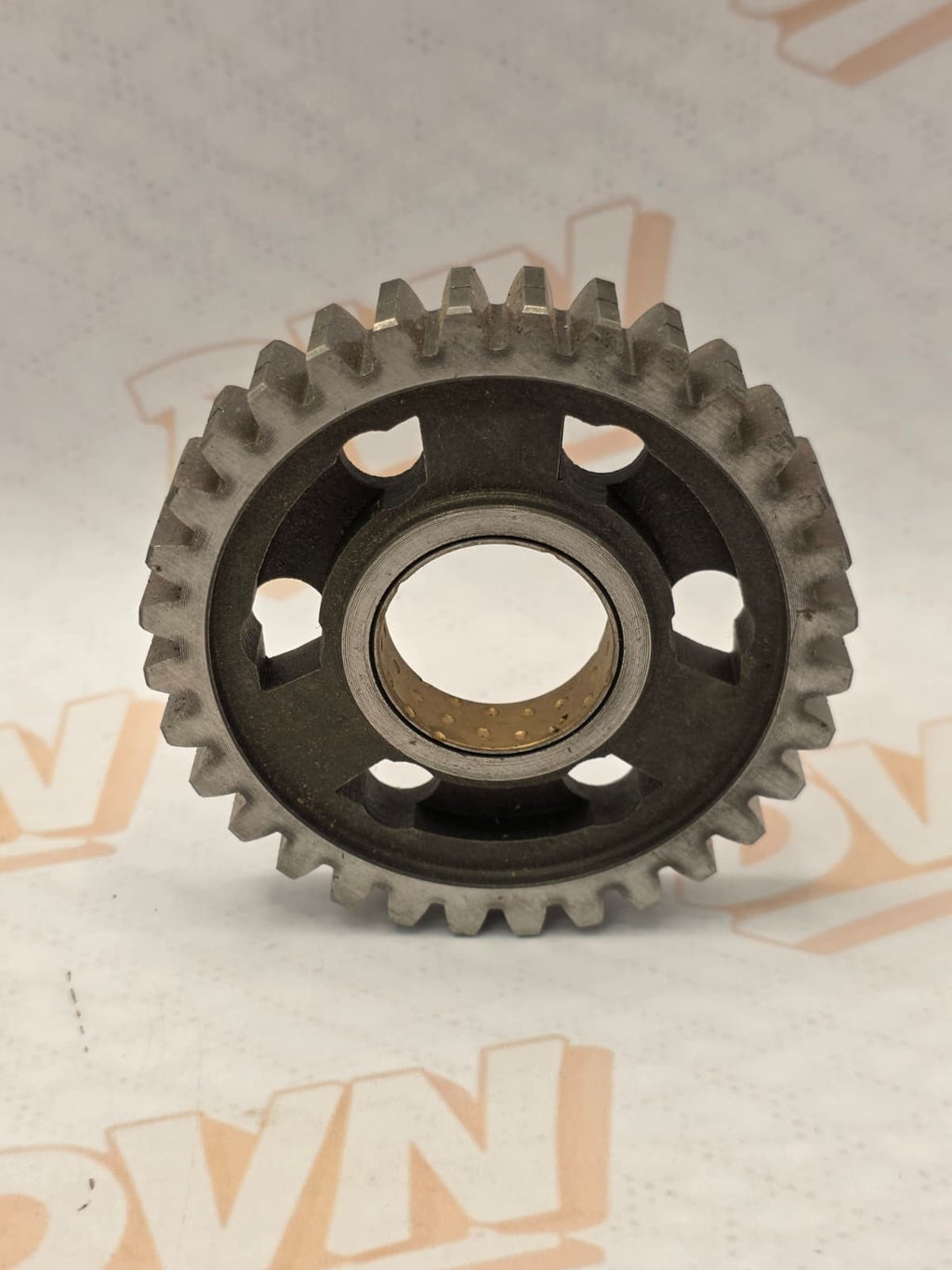 New NOS Suzuki 2nd driven gear RE5 1973-77 GT550 GT750 second output 24320-37000