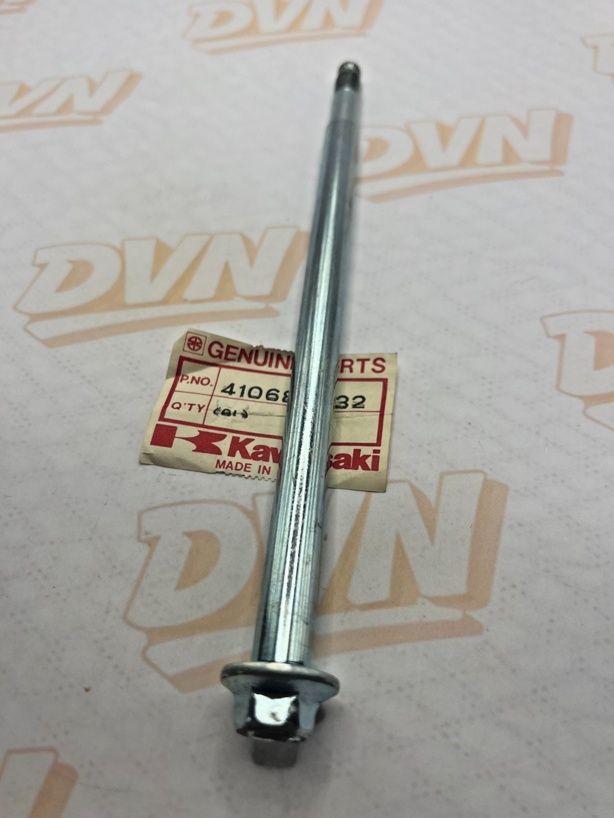 Kawasaki NOS NEW 41068-1032 Rear Axle G4 G5 KE KV