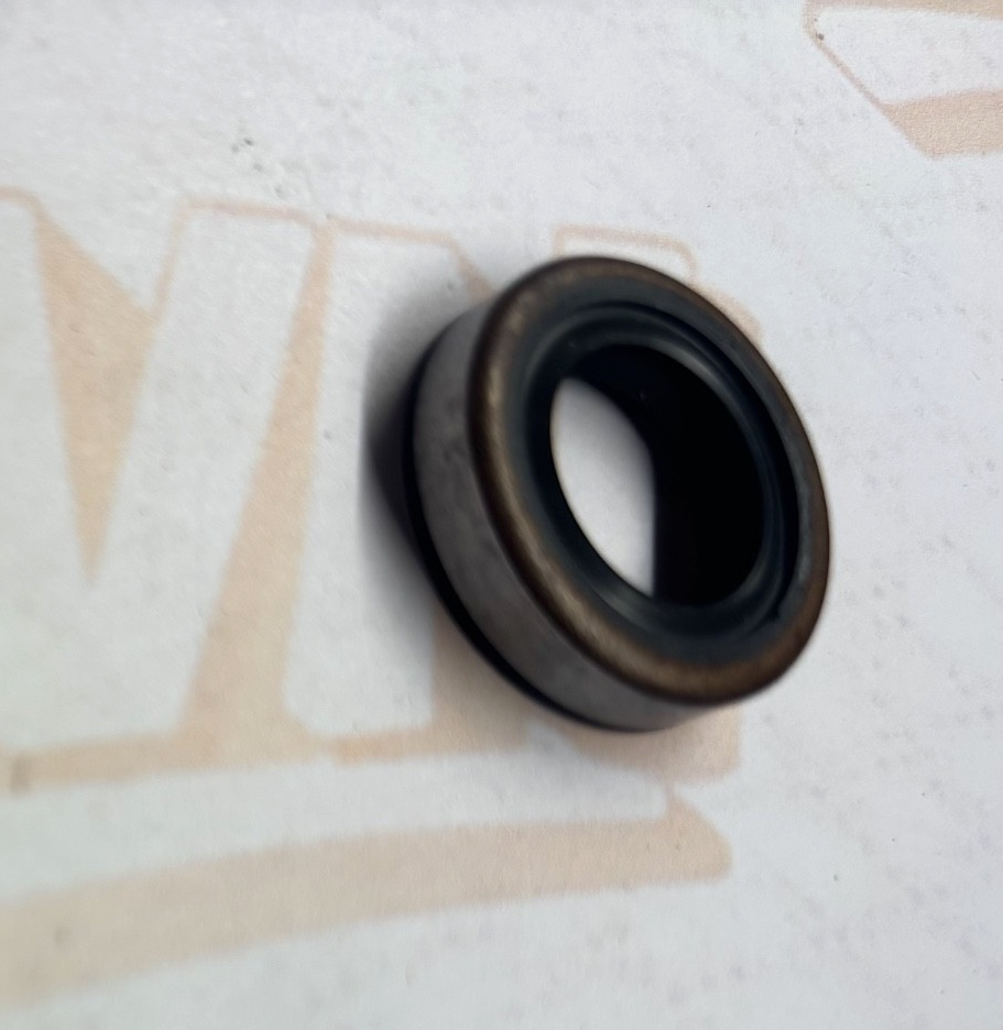 OEM 92049-008 Kawasaki Oil Seal TB15256