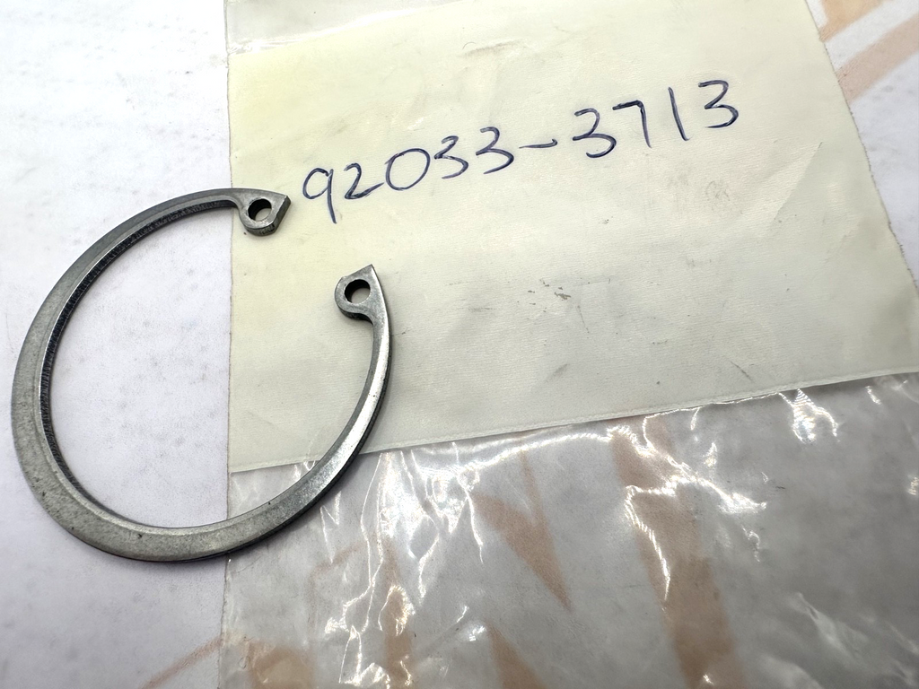 NOS GENUINE KAWASAKI SNAP RING 92033-3713 NEW OEM