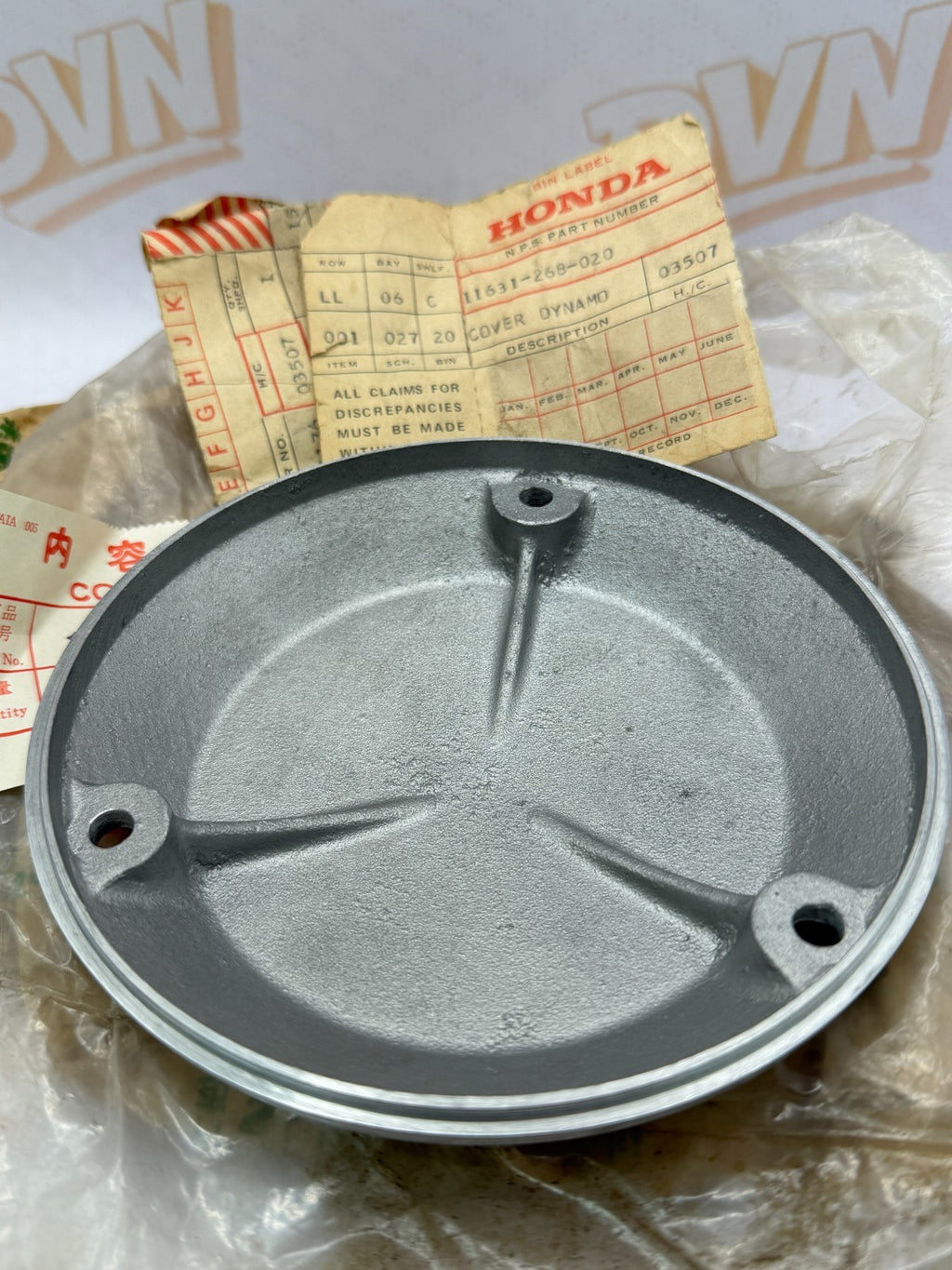 NOS Honda CA72 CA77 CL77 CL72 Engine Stator Generator Side Cover 11631-268-020