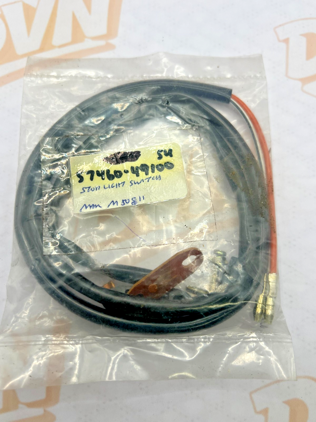 1982 SUZUKI GS1100E OEM FRONT BRAKE STOP SWITCH 57460-49100