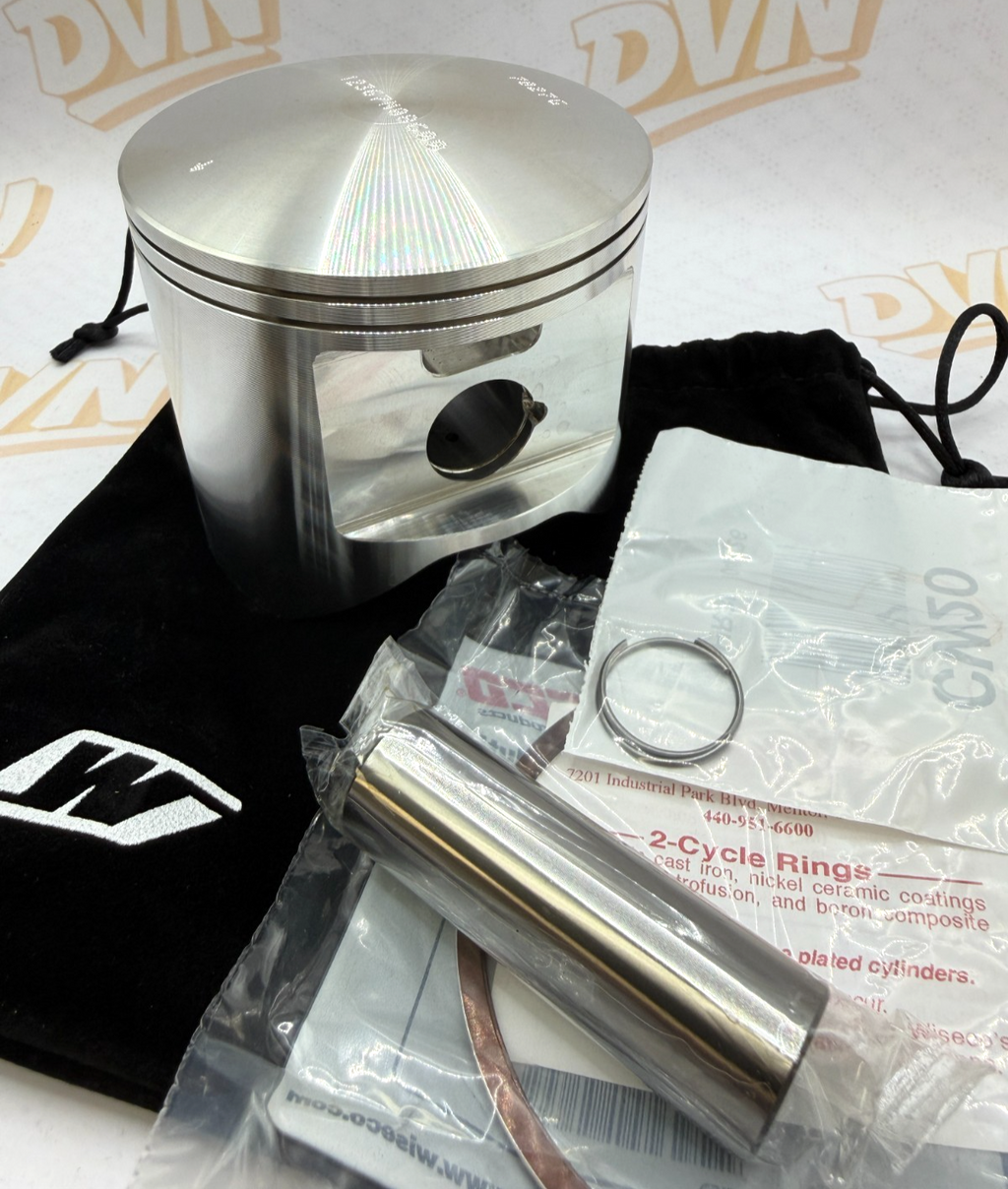 Suzuki PE400 1980 Wiseco piston and ring set  86.00 mm