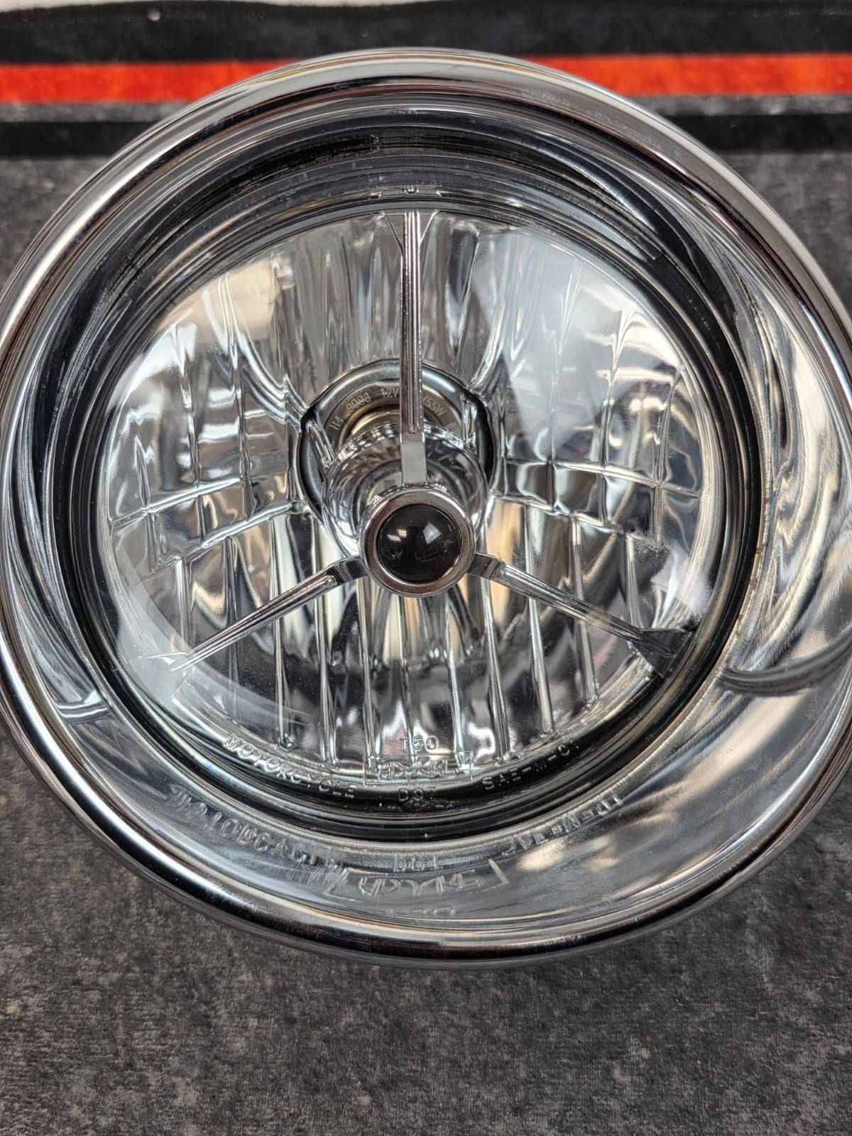 Harley Davidson Softail  HEADLIGHT HEAD LAMP LIGHT  2007-2013