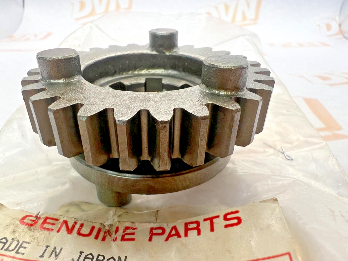 KAWASAKI NOS OEM GEAR,OUTPUT 5TH,27T 13260-1267