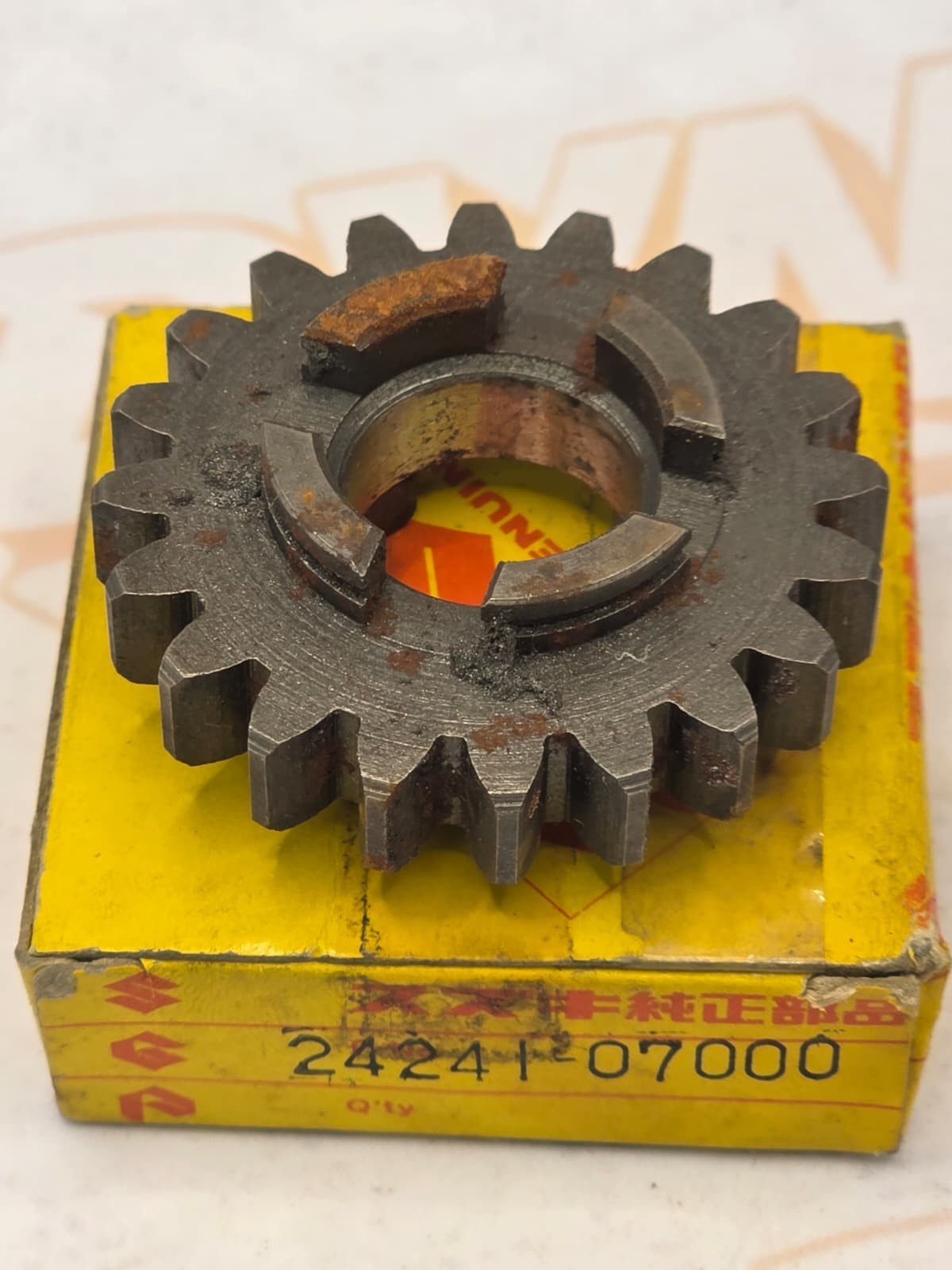 suzuki a100 b120 b100  GEAR,FOURTH DRIVE nos 24241-07000