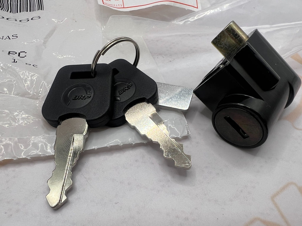 New OEM BRP Can-Am RH Padlock with Key 707000666