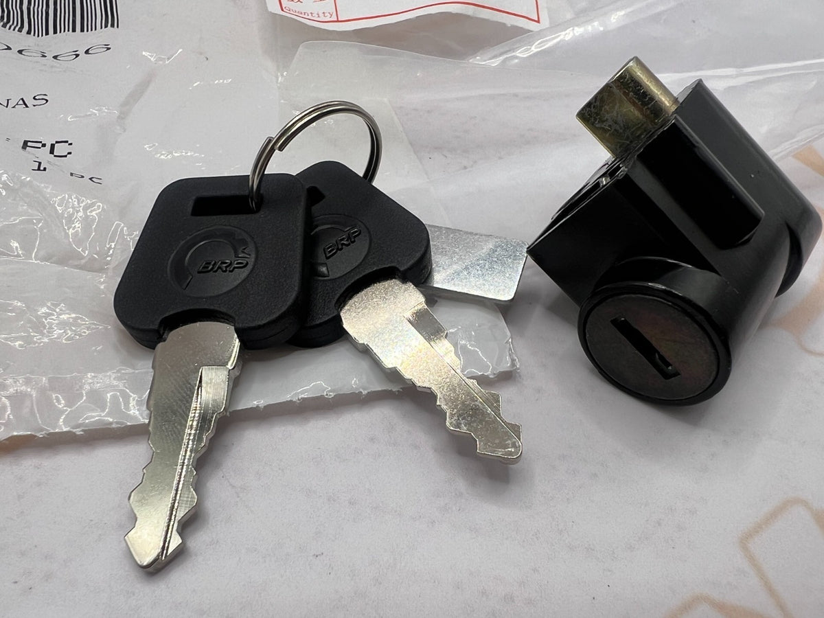 New OEM BRP Can-Am RH Padlock with Key 707000666