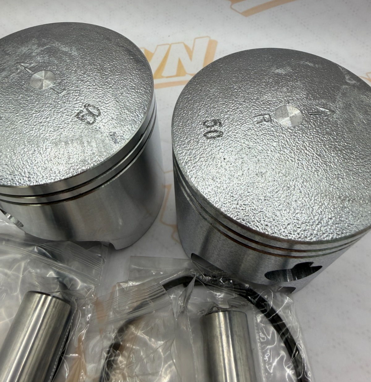 Suzuki 1969- 1975 GT500 T500 70.50MM 0.50MM OVERSIZE PISTON AND RING SET