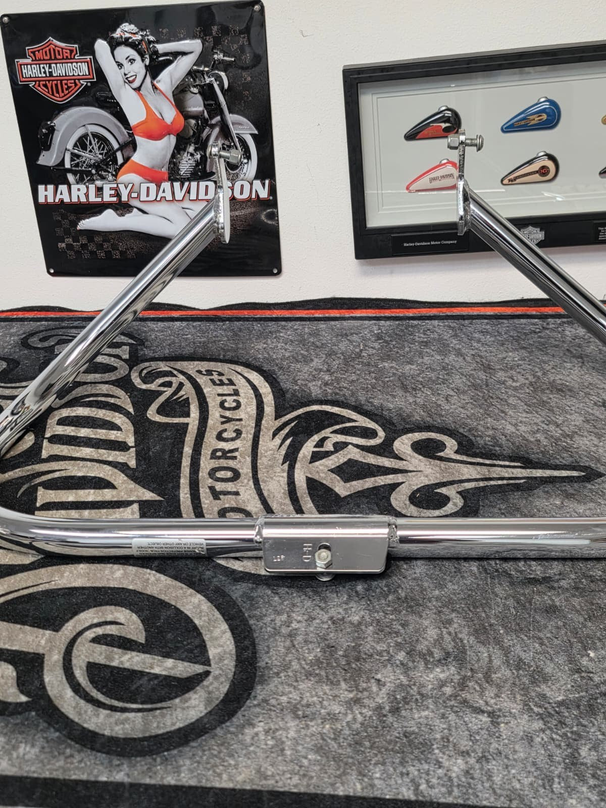 00-2003 Harley DAVISON Softail Engine Guard Crash Cage Bar CHROME
