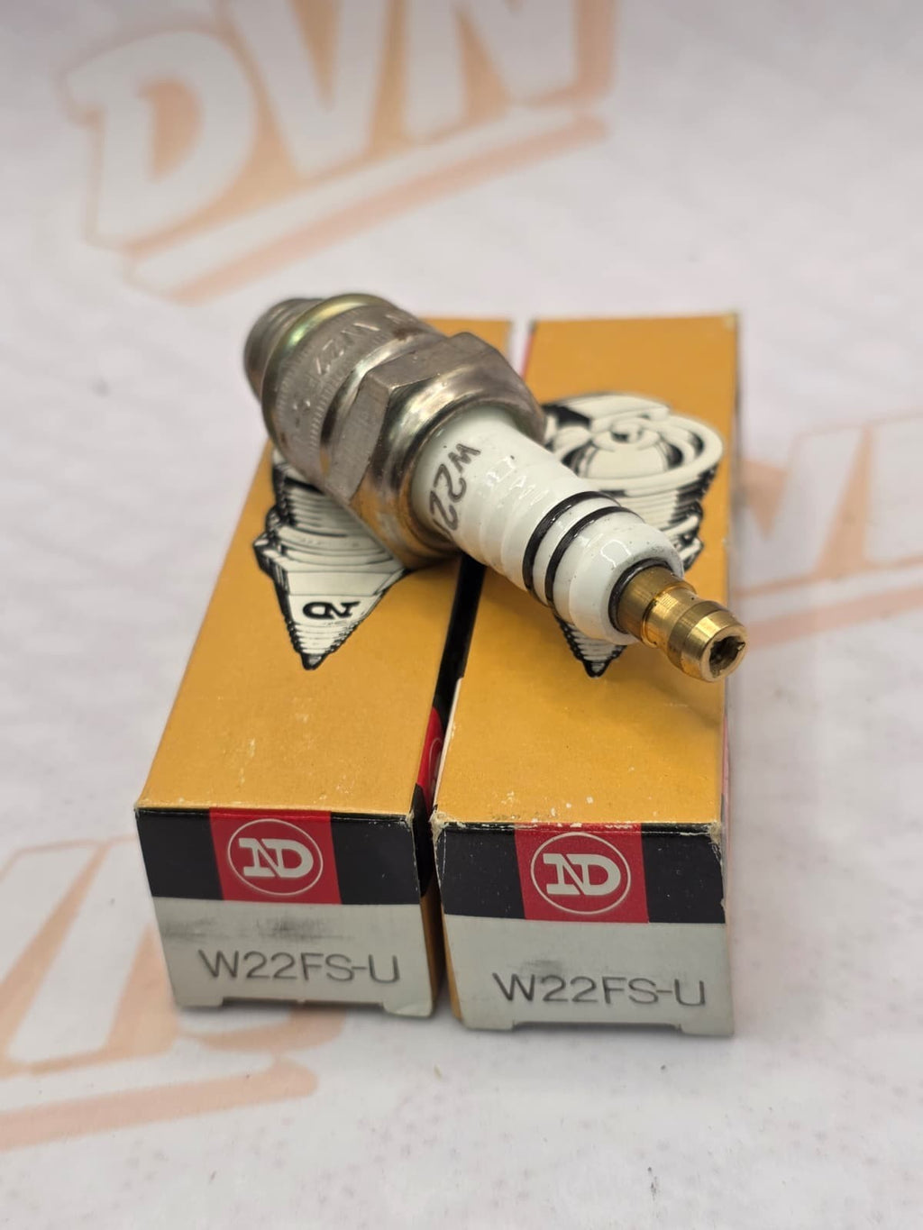 NIPPONDENSO SPARK PLUG.  W22FS-U.  SP283.