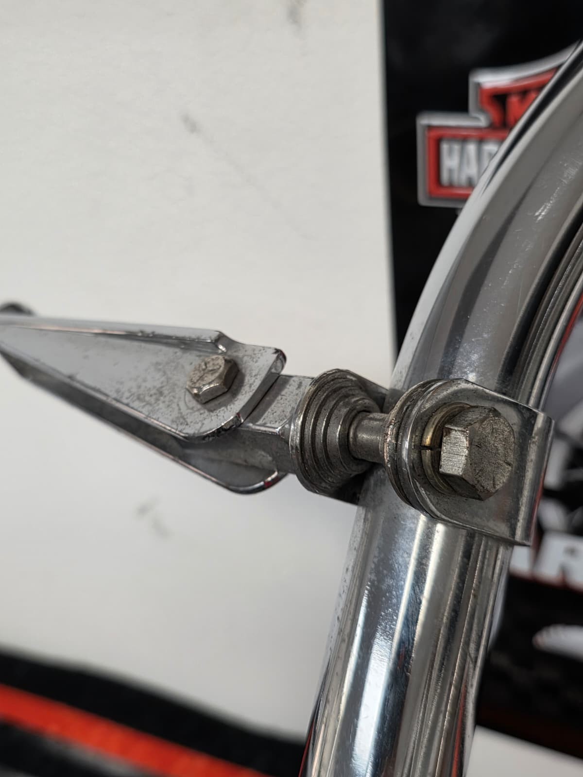 2000-03 Harley Softail Engine Guard Crash Cage Bar CHROME