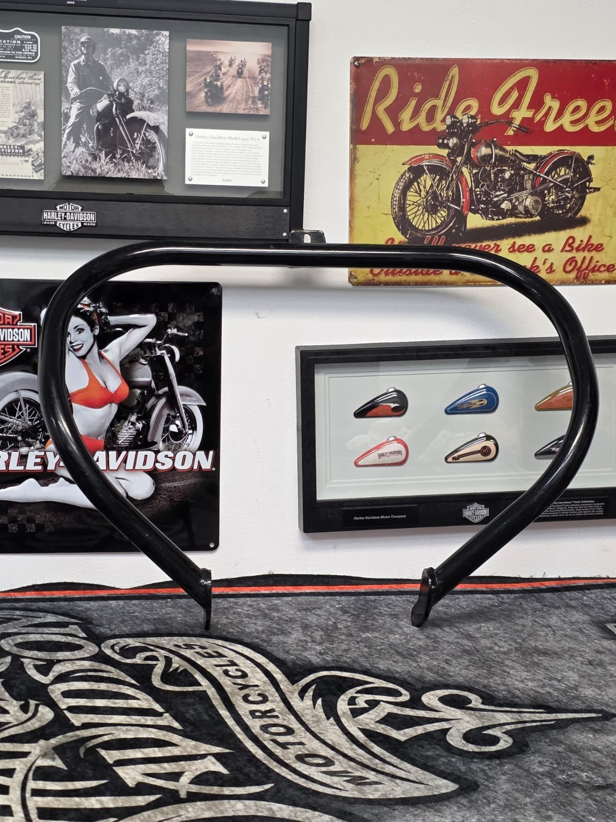2003 Harley Softail Engine Guard Crash Cage Bar BLACK