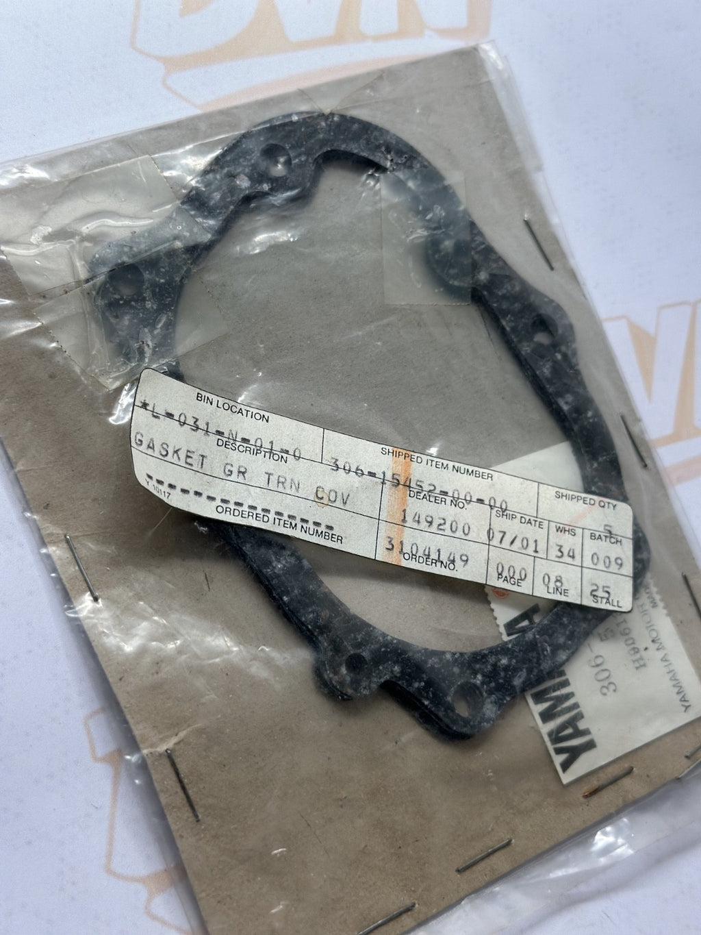 New OEM Yamaha 306-15452-00-00 Gear Cover Gasket Qty 1 NOS