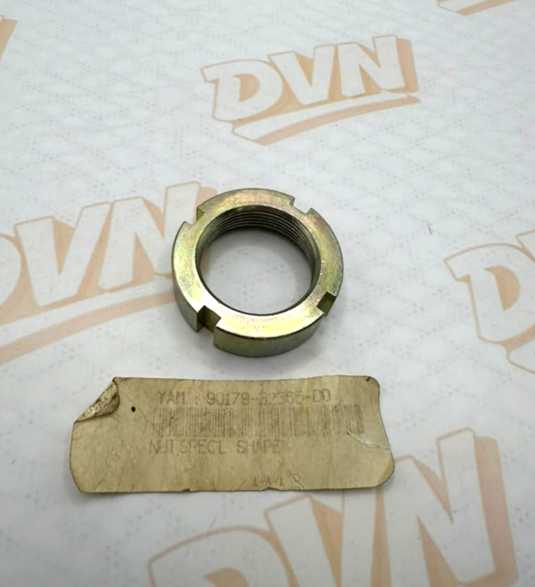 New OEM Yamaha 90179-32365-00 Rear  NOS