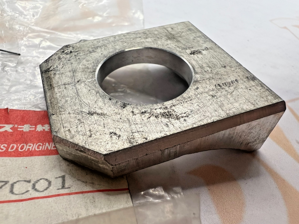 Suzuki NOS OEM WASHER, RH 61445-27C01