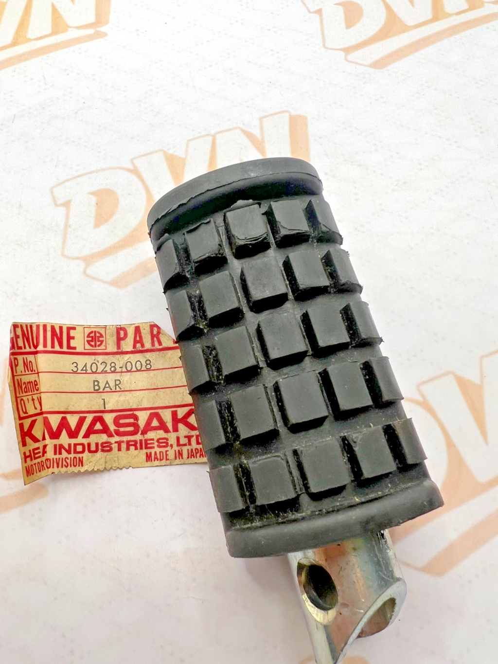 NEW GENUINE KAWASAKI 34028-008 STEP-ASSY, FR, RH