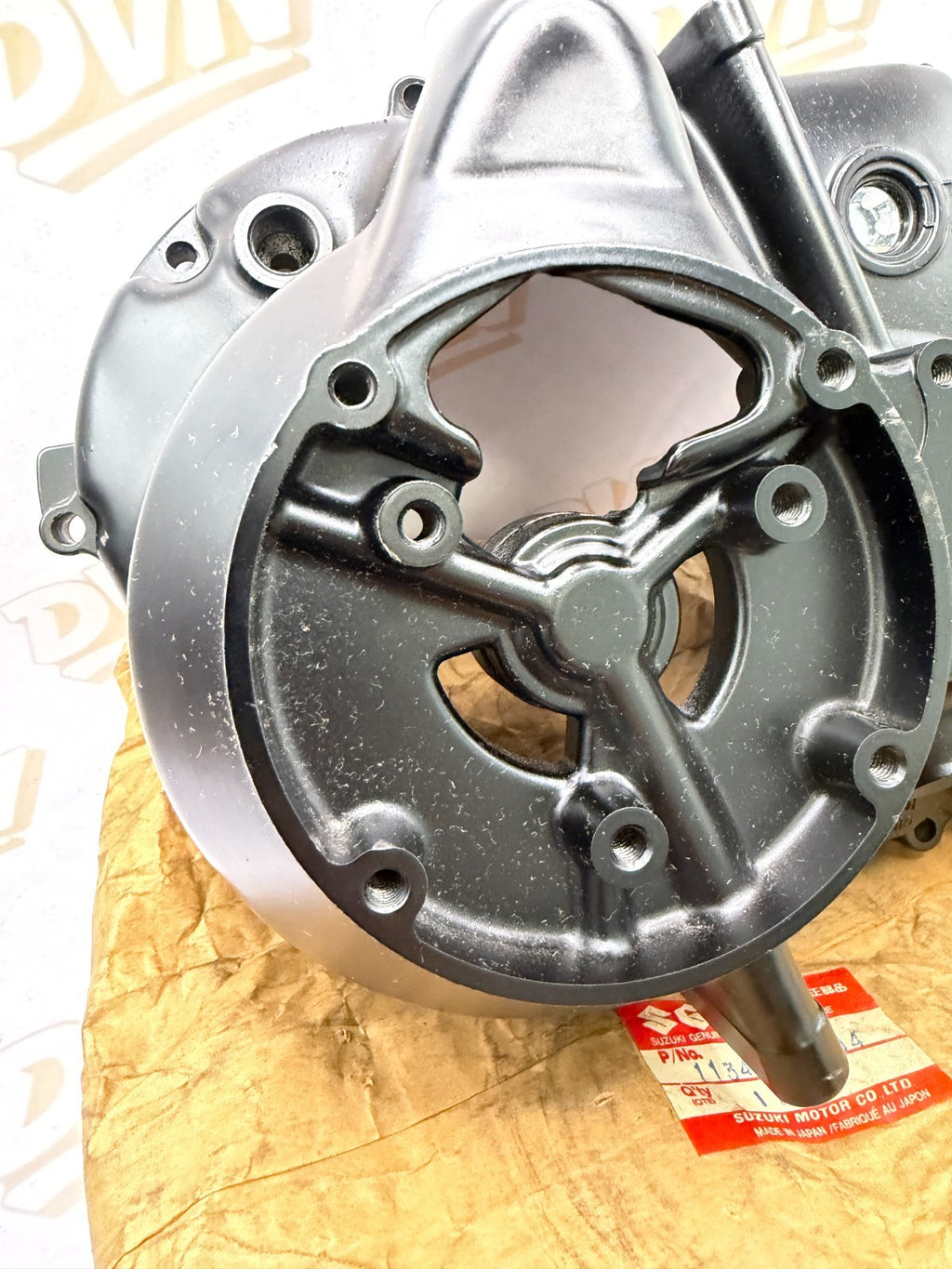 NOS Suzuki ALT125 ALT185 LT125 LT185 Clutch Cover 11340-18904