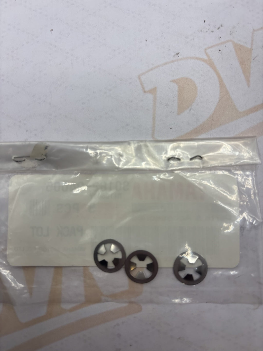 New OEM Yamaha 90183-04005-00 Spring Nut NOS