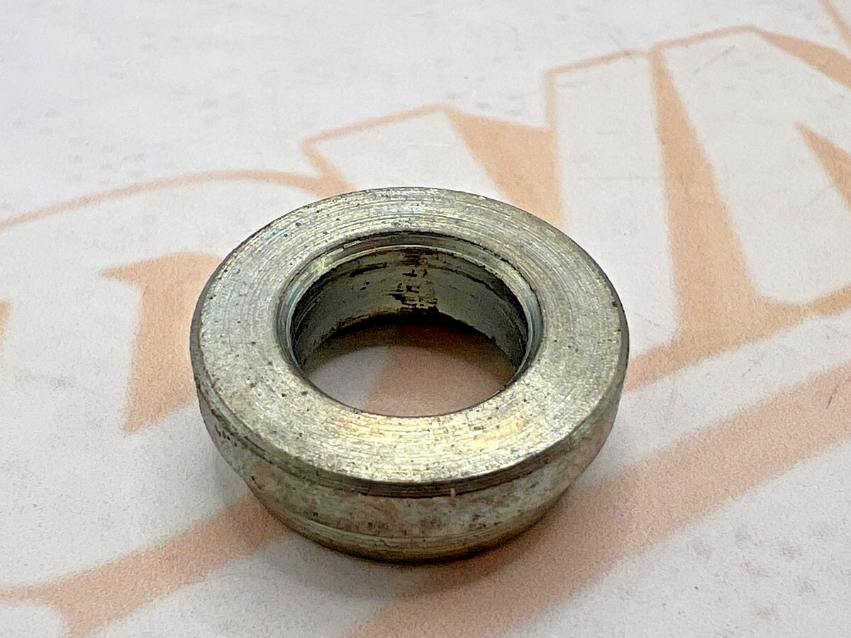 NOS OEM SUZUKI TC100/125/185, TS100/125/185 L/H FRONT WHEEL SPACER 54751-25500