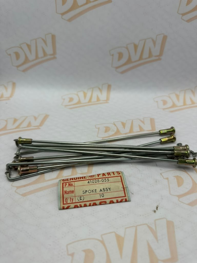 Kawasaki NOS NEW 41028-055 Front Outer Spoke Assy (10) G5 KE KH KE100 KH100 New