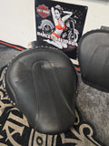 05-17 Harley DAVISON Softail Deluxe , heritage ,FLSTN  OEM FRONT /PASSANGER SEAT