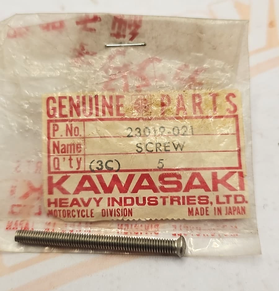 1 NOS Kawasaki H1 H2 KZ1000 KZ750 KZ 900 S1 S2 S3 W1 W2 Z1 Screw OEM 23019-021