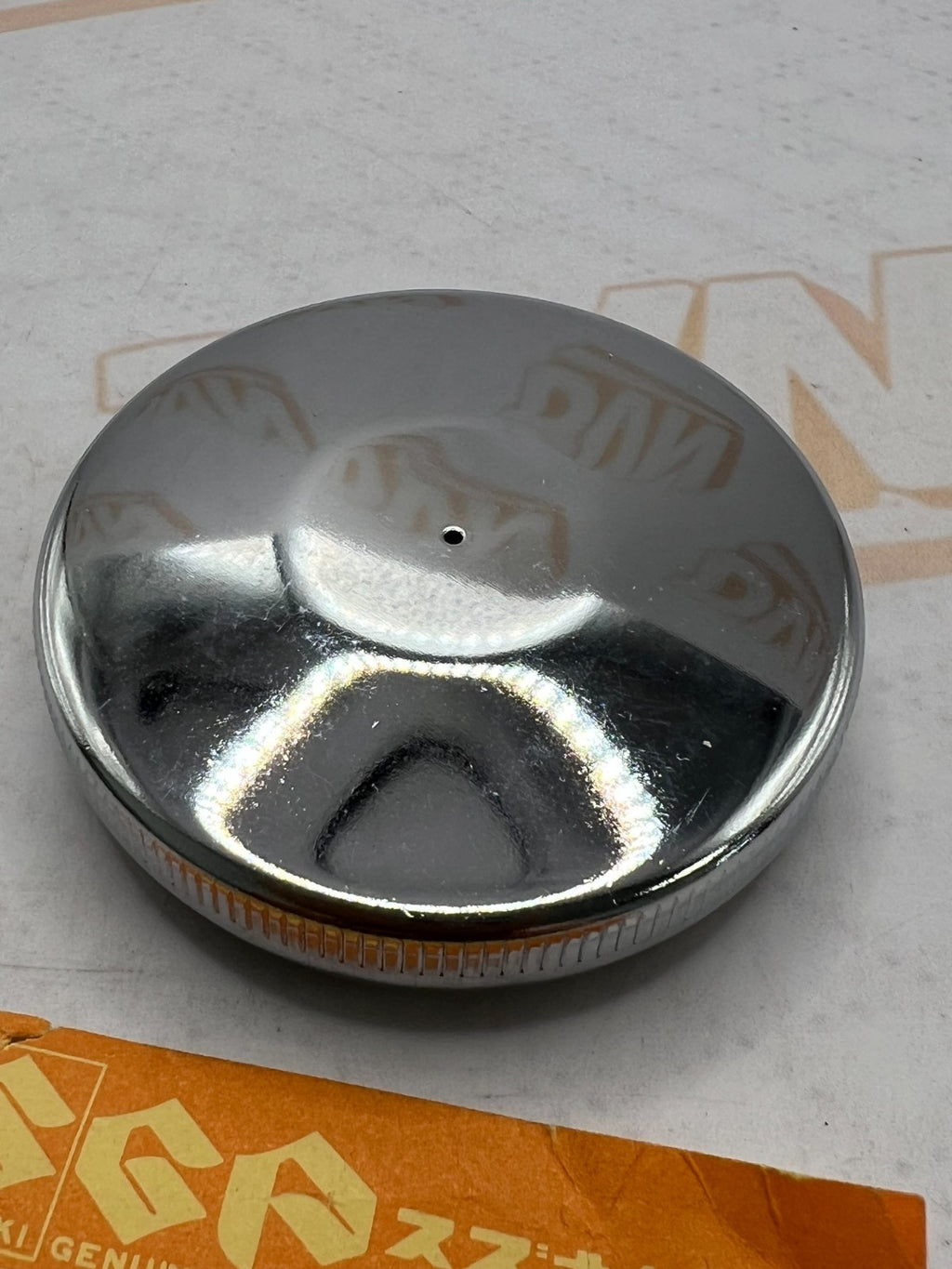 SUZUKI NOS OEM CAP SET,FUEL TANK 44210-04400
