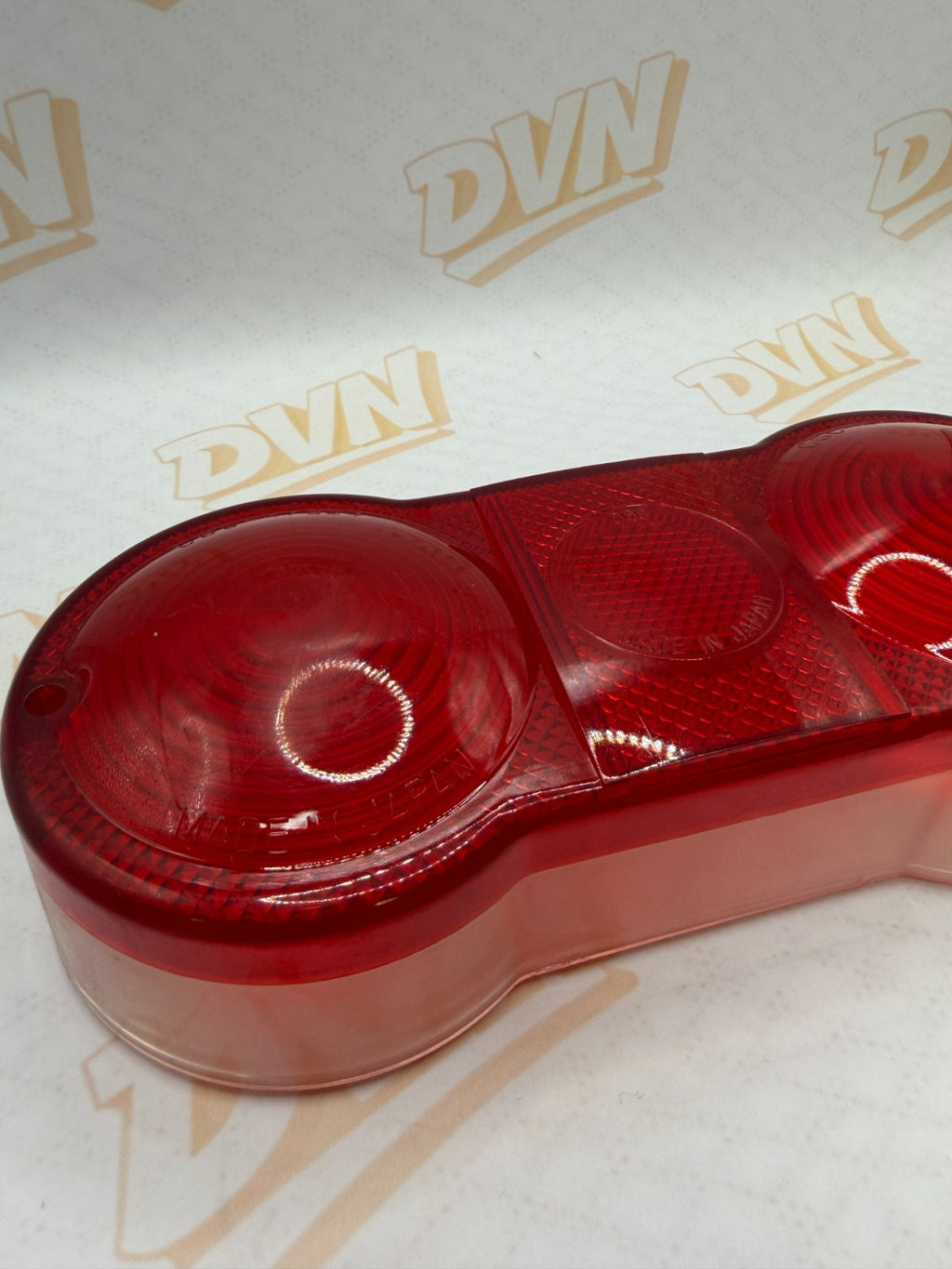 NOS Genuine Suzuki GT750 GT550 GT380 GT 380 550 750 Tail Light Lens 35712-31610