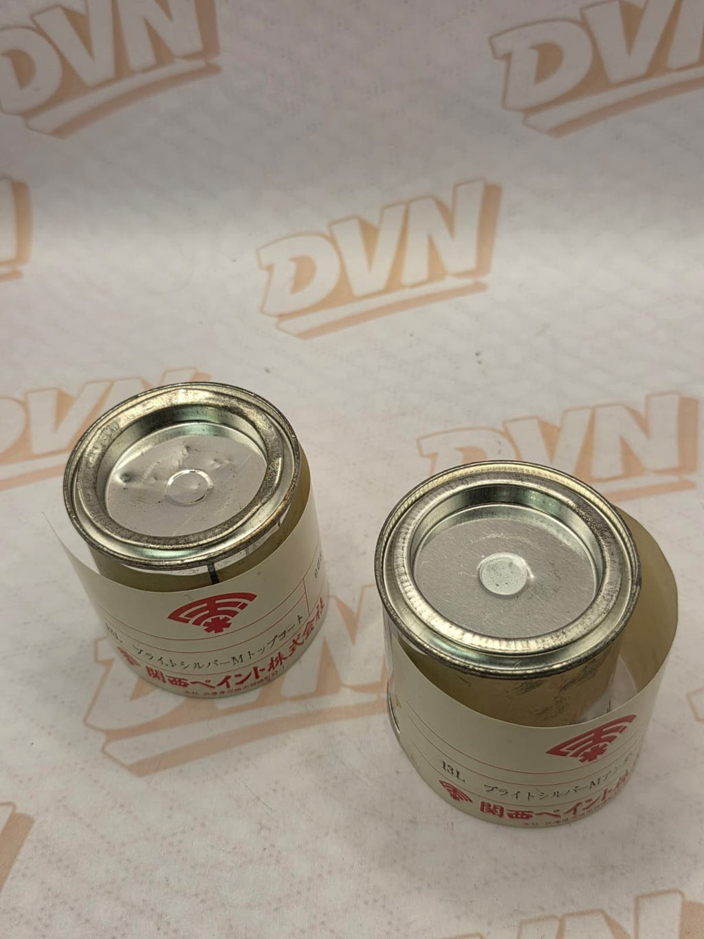 NOS  SUZUKI BRIGHT SILVER METALLIC  99000-10209-13L