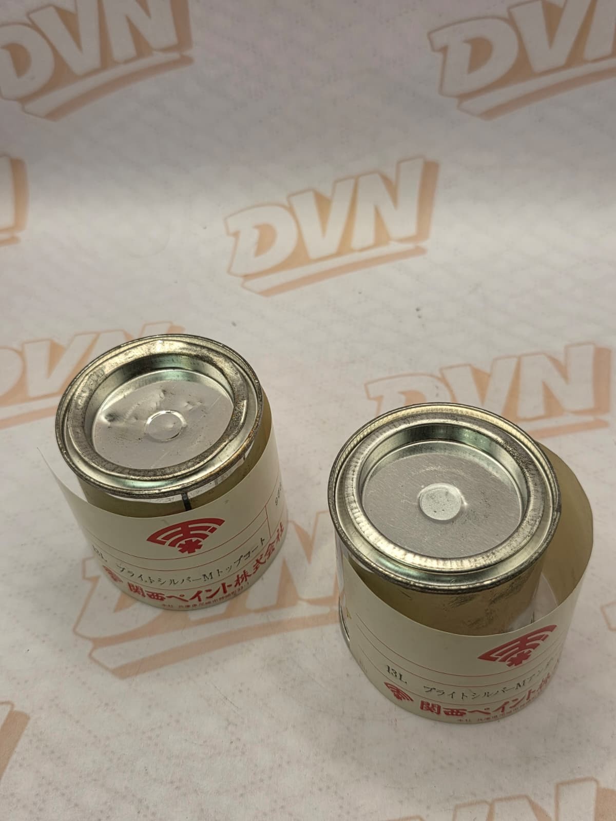 NOS  SUZUKI BRIGHT SILVER METALLIC  99000-10209-13L