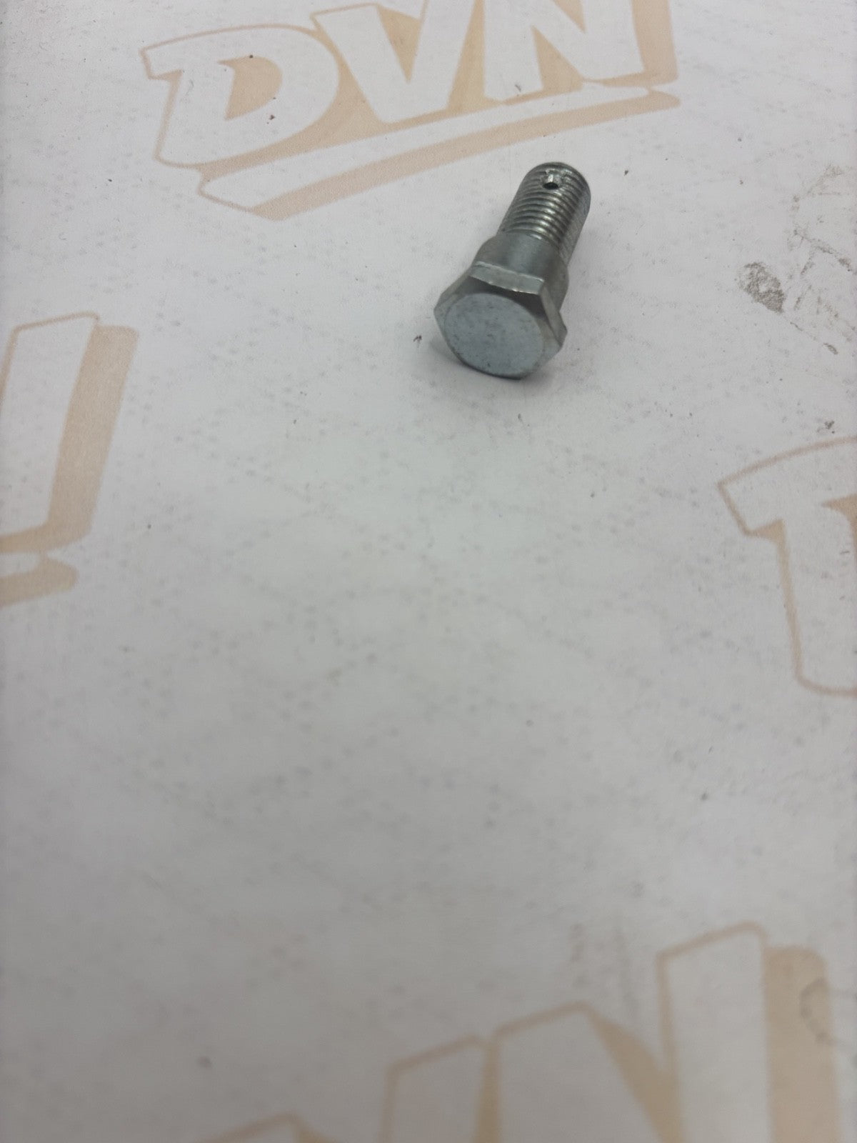 NOS Genuine Suzuki TM250 TM400 TS250 TS400 T250 Rear Brake Stay Bolt 09111-10009