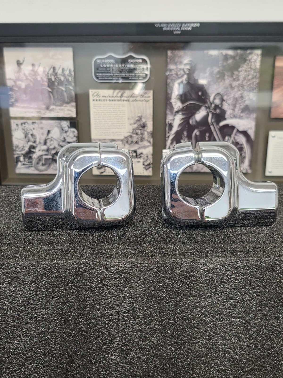 HarleyDavidson 56887-07/09 Softail Sportster Chrome Handlebar Risers Genuine OEM