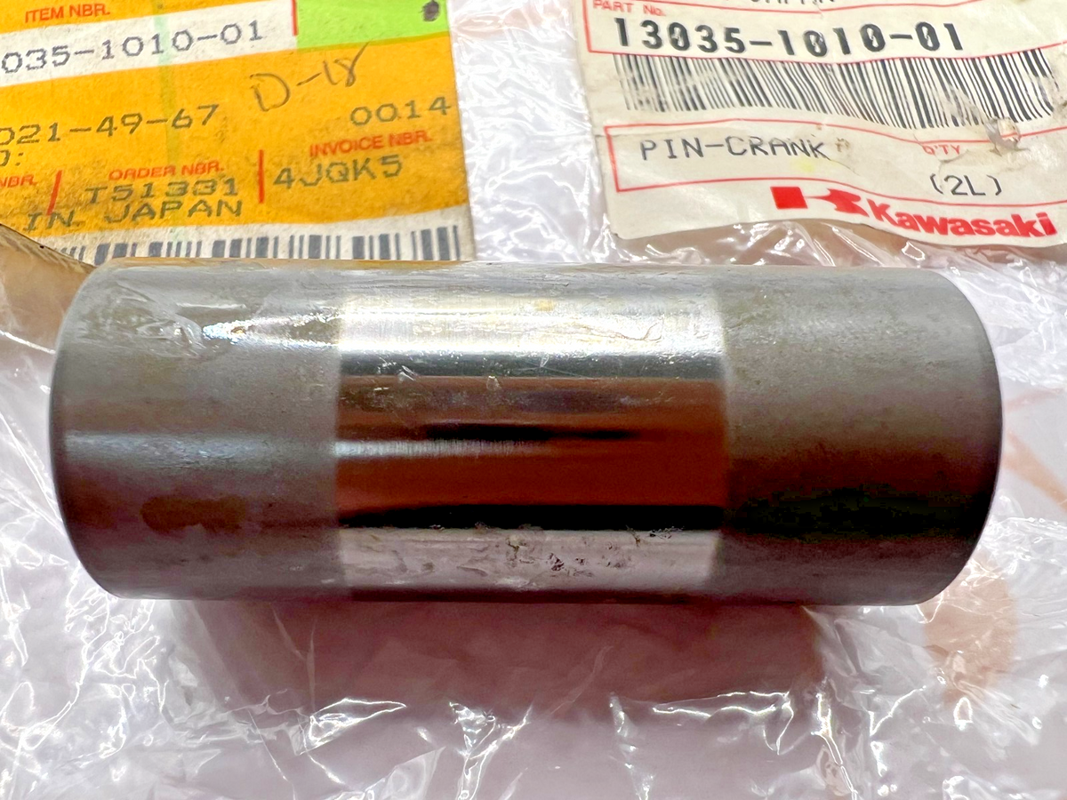 1 NEW 1984-2006 Genuine Kawasaki KX125 KDX200 KDX220 Crank Shaft Pin 13035-1010