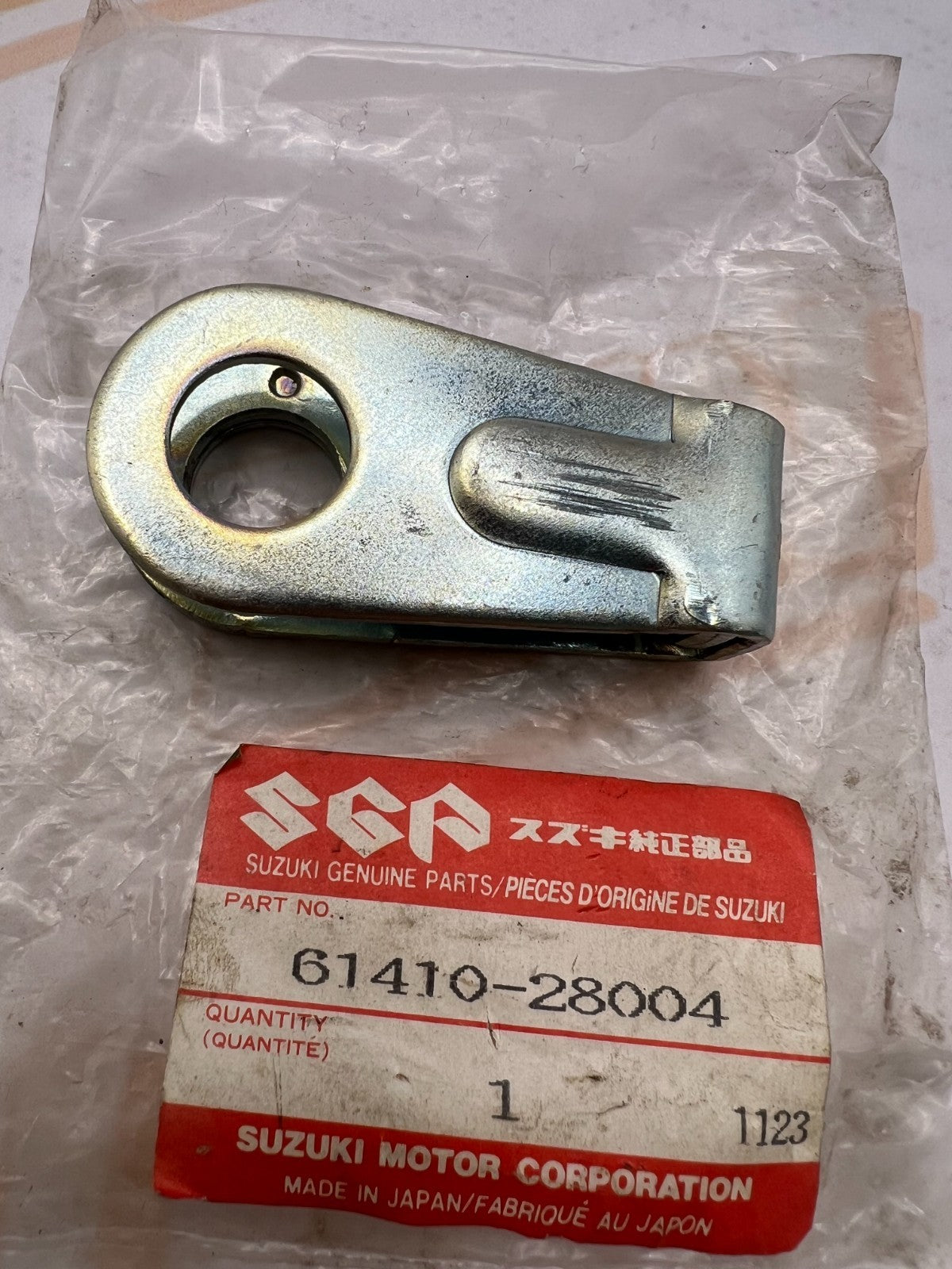 SUZUKI NOS OEM CHAIN ADJUSTER  NOS 61410-28004