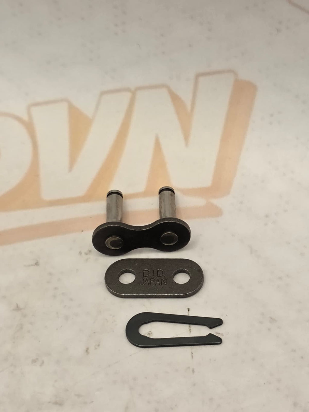 NOS SUZUKI DRIVE CHAIN JOINT 27620-02B11