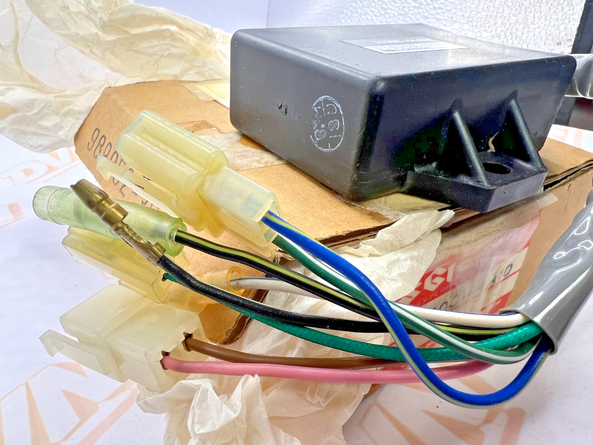 NEW SUZUKI SP125 Ignition Control Unit Igniter CDI Box Unit OEM 32900-44A10