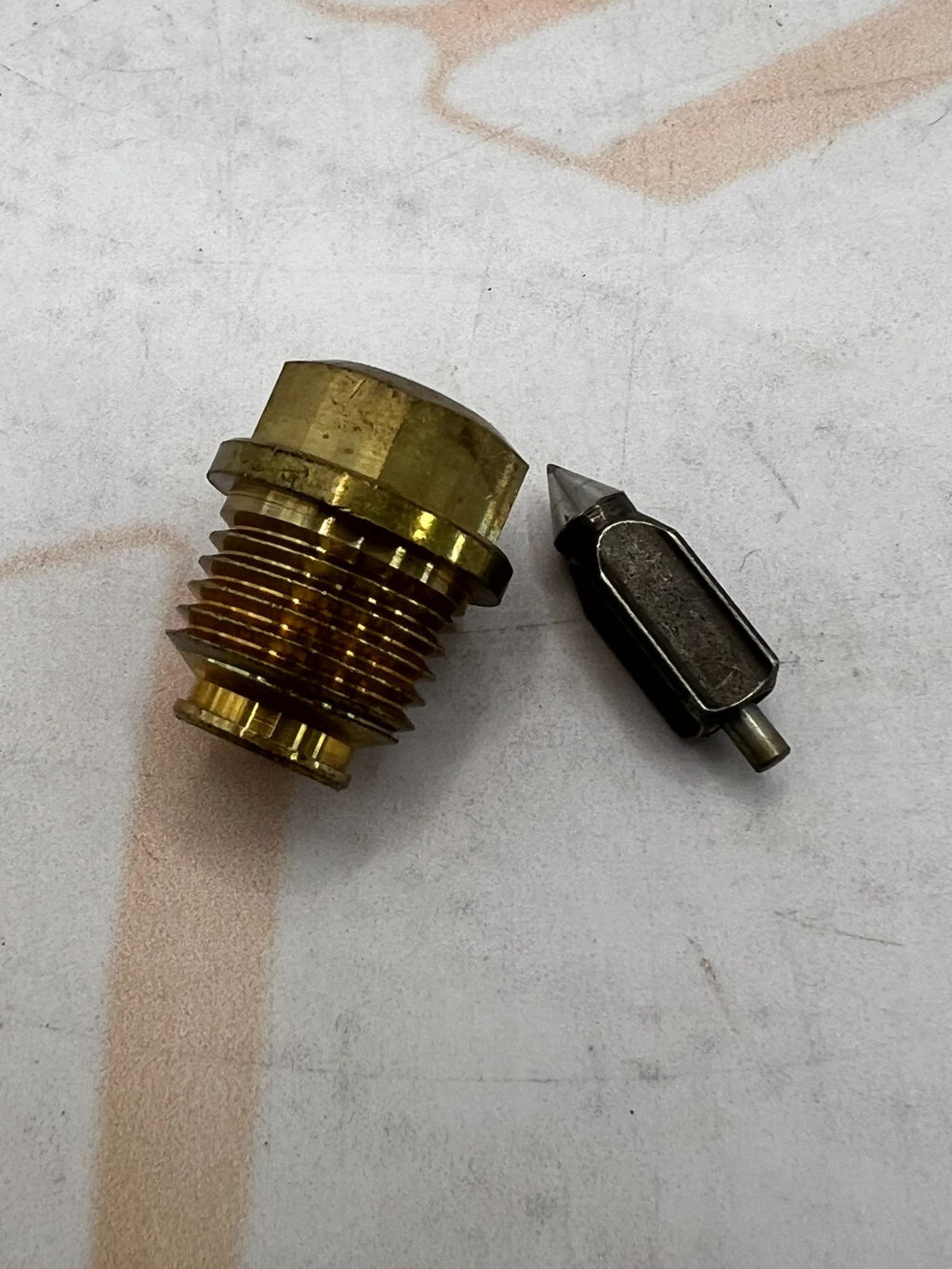 NOS Suzuki Needle Valve Assembly 13372-31210 GT750 1973-77 NEW OEM