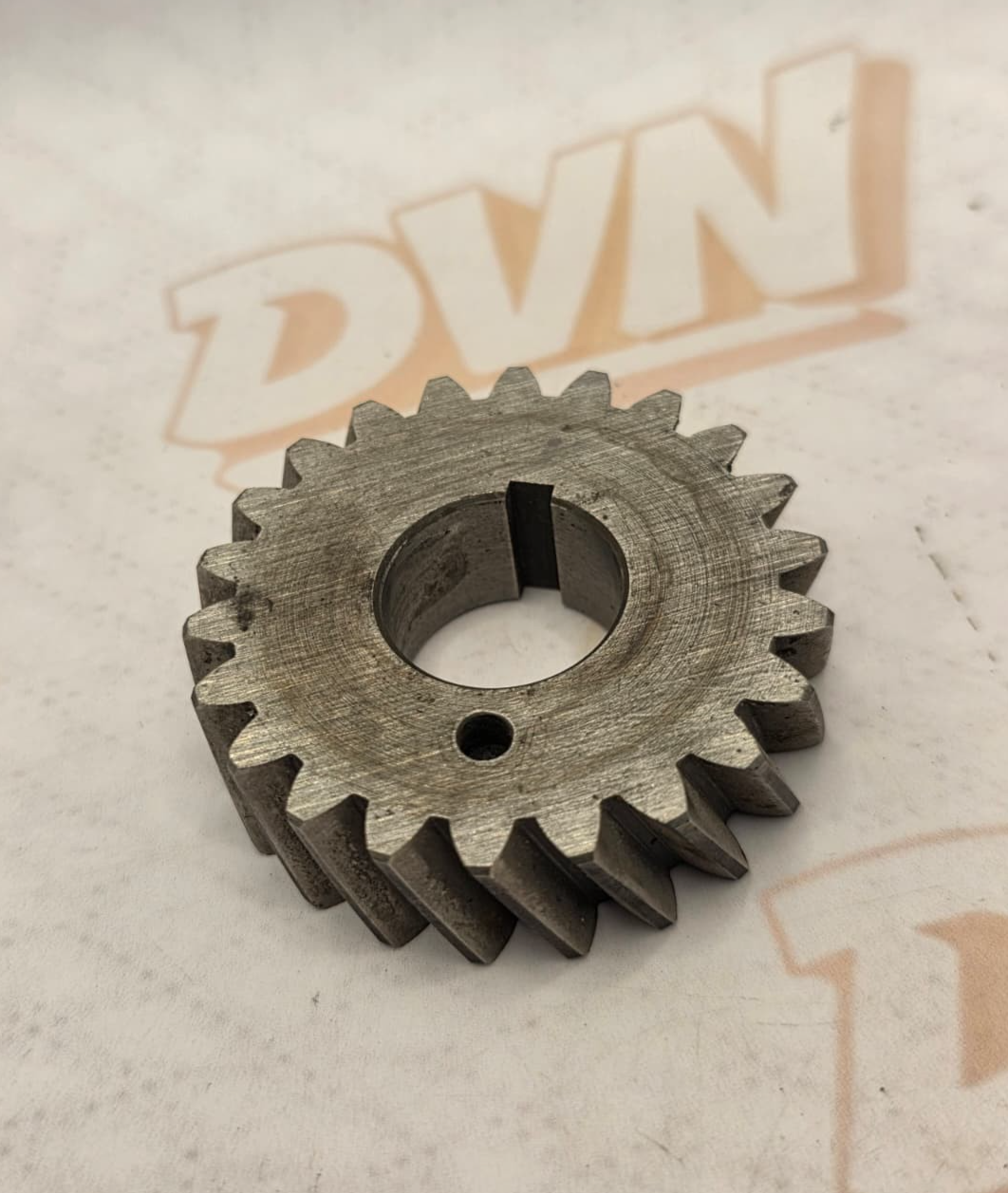 NOS GENUINE Suzuki Primary Drive Gear 1973-1975 TM250 TM 250 OEM 21111-34000