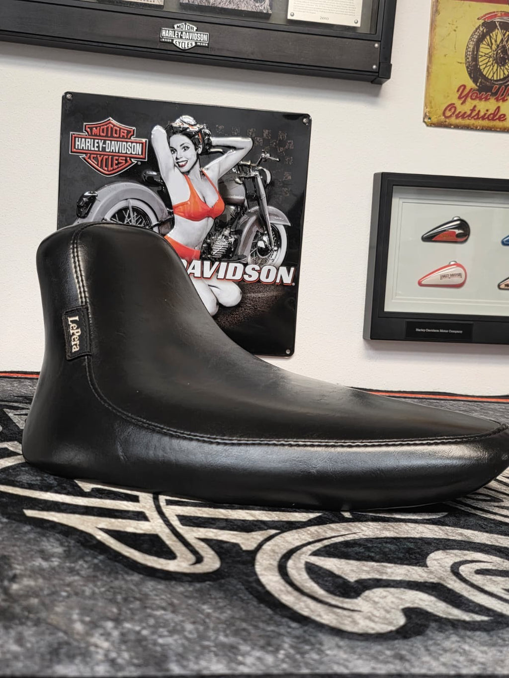 Le Pera Smooth Silhouette Solo Seat For Harley Softail 1984-1999