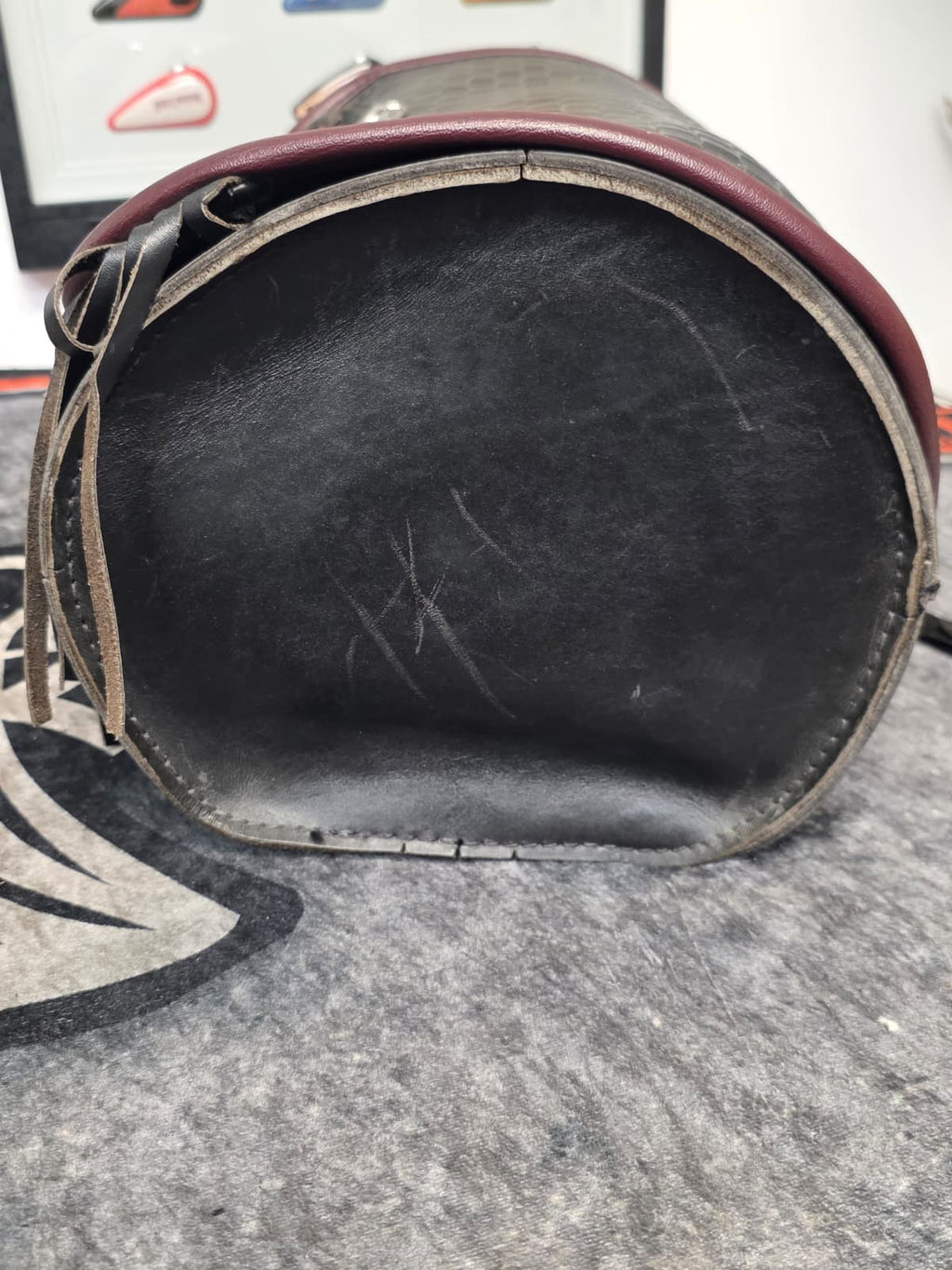 OEM HarleyFLSTS Heritage Springer ANNIVERSARY 95 Leather Luggage Rack Bag BROWN