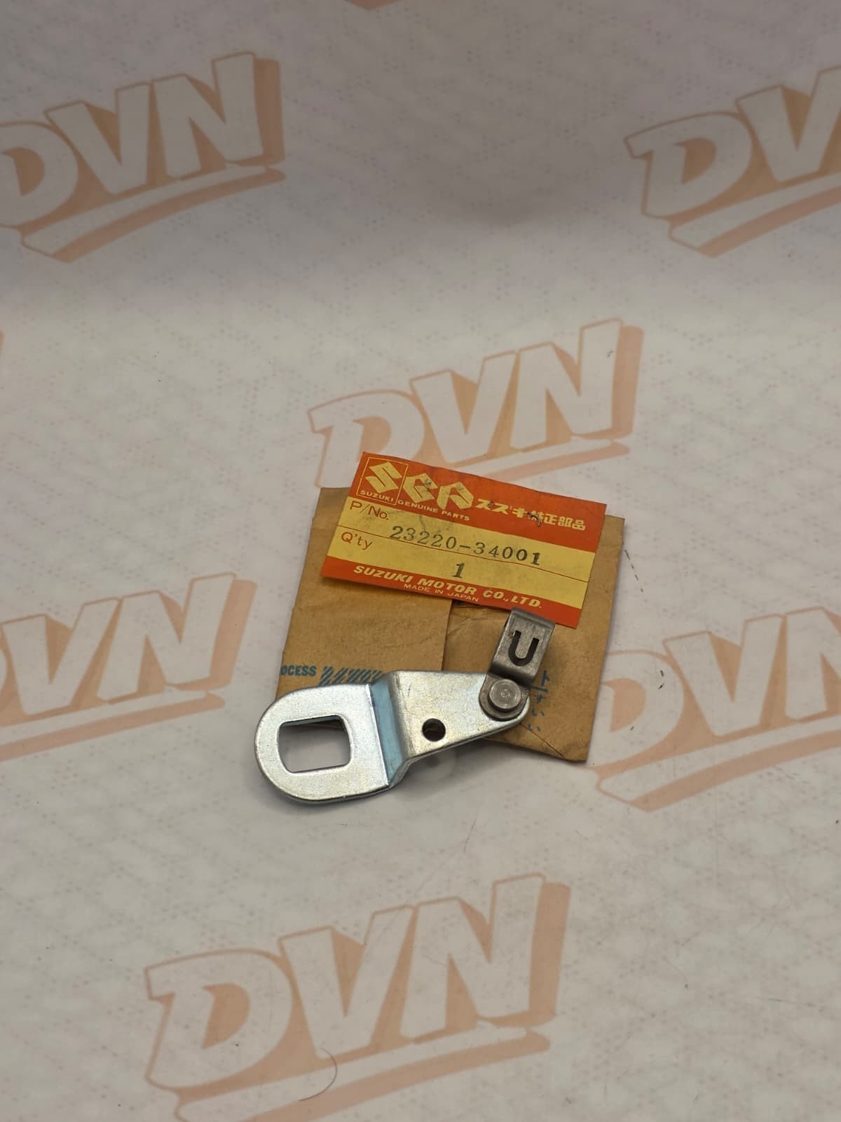 SUZUKI -23220-34001 CLUTCH RELEASE ARM -OEM- NOS