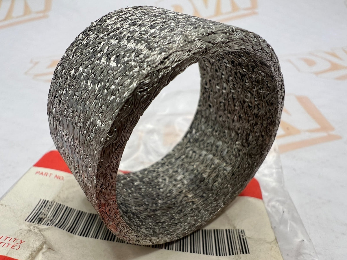 86-24 Suzuki Intruder VS800 Boulevard C50 M50 OEM Exhaust Connector 14771-30E00