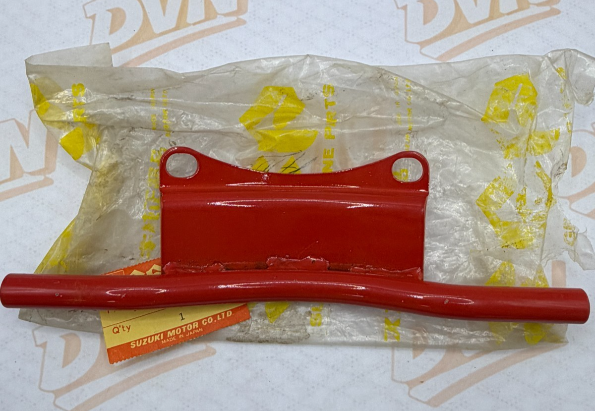 SUZUKI OEM BRACKET TURN SIGNAL LAMP B; B MODEL 1976-77 A100 51960-23610-03H
