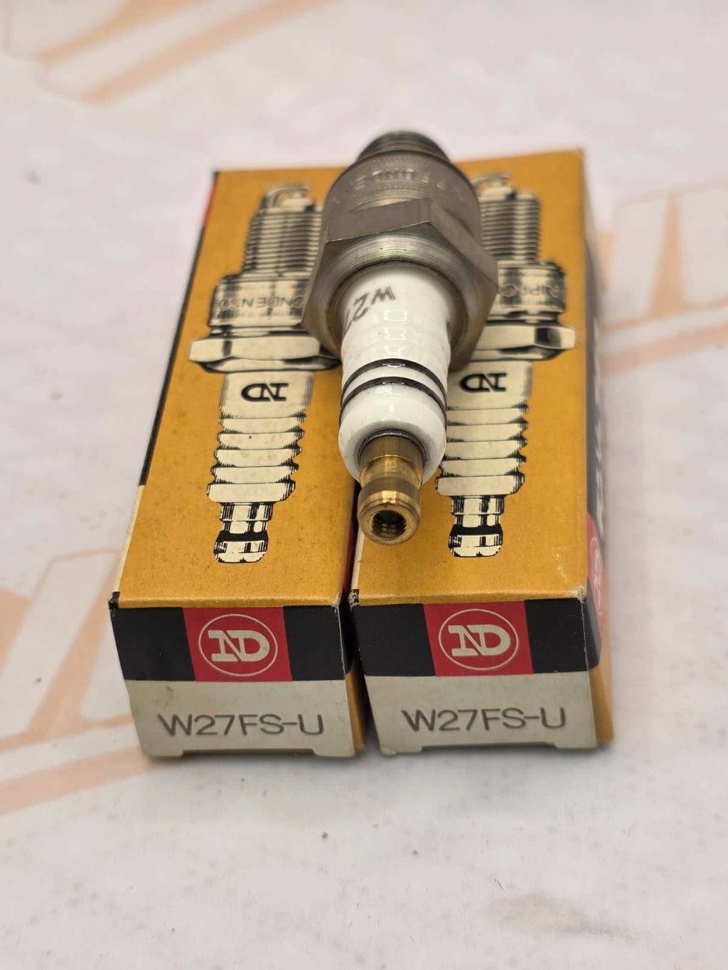 NIPPONDENSO SPARK PLUG.  W27FS-U.  SP296.