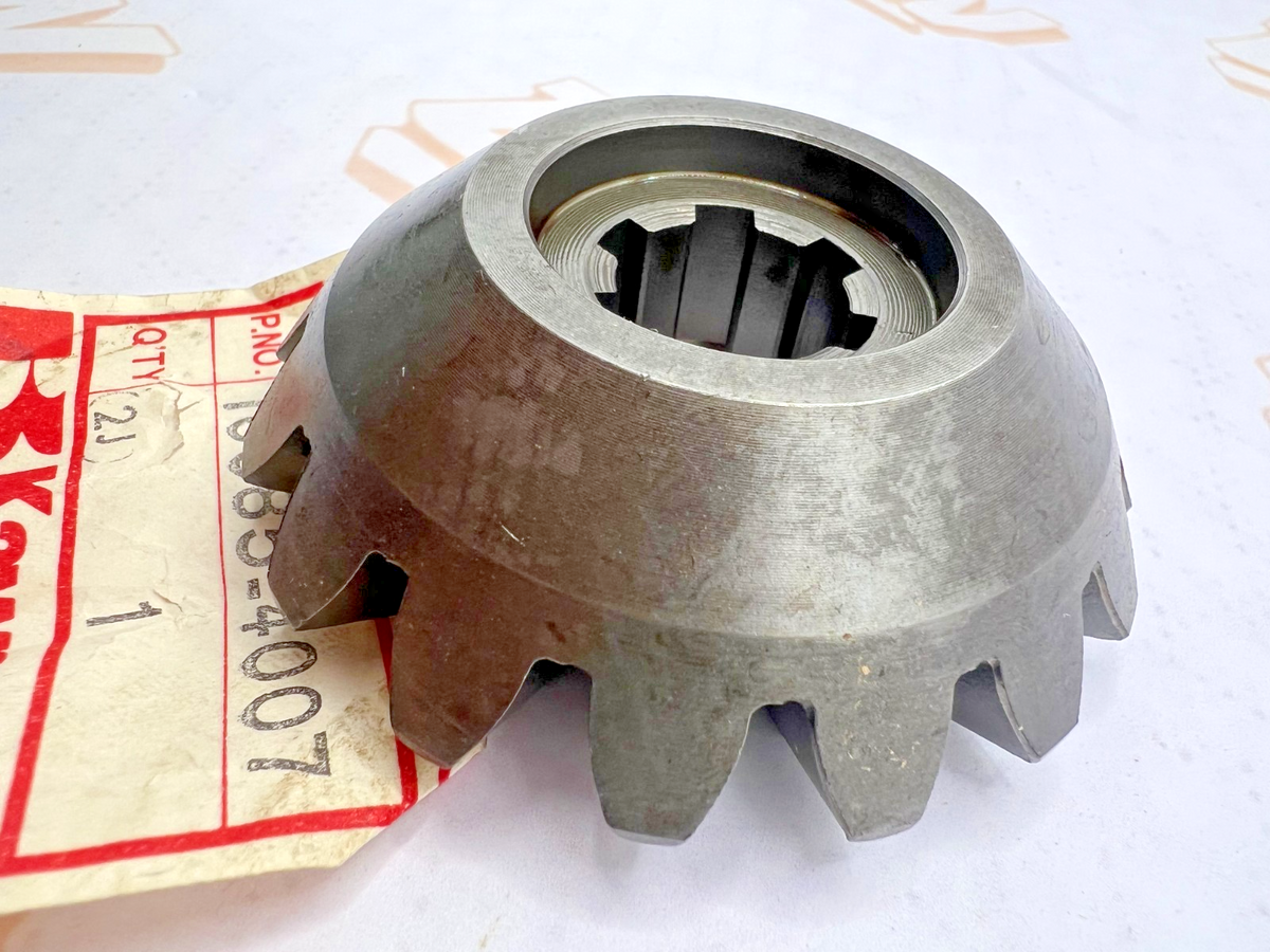 NOS Kawasaki 16T Bevel Gear 1983-1984 KLT200 KLT250 16085-4007