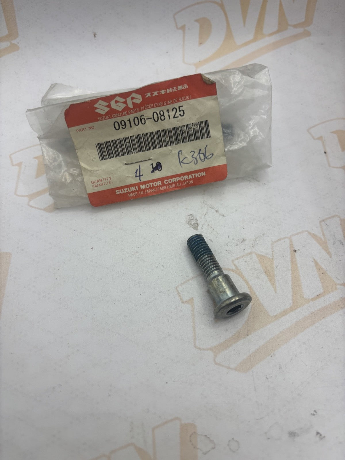 Suzuki NOS NEW 09106-08125 Bolt 8x33 GS GSF GSX GSF RF TL VL VS VZ