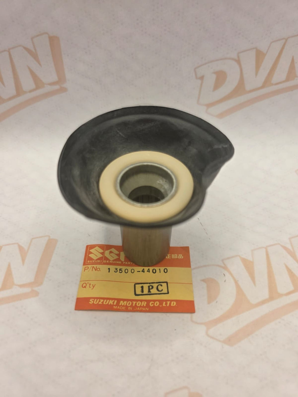 Suzuki NOS GS400/X GS450E/L/S/T/TX 1977-1982 Carburetor Diaphragm 13500-44010