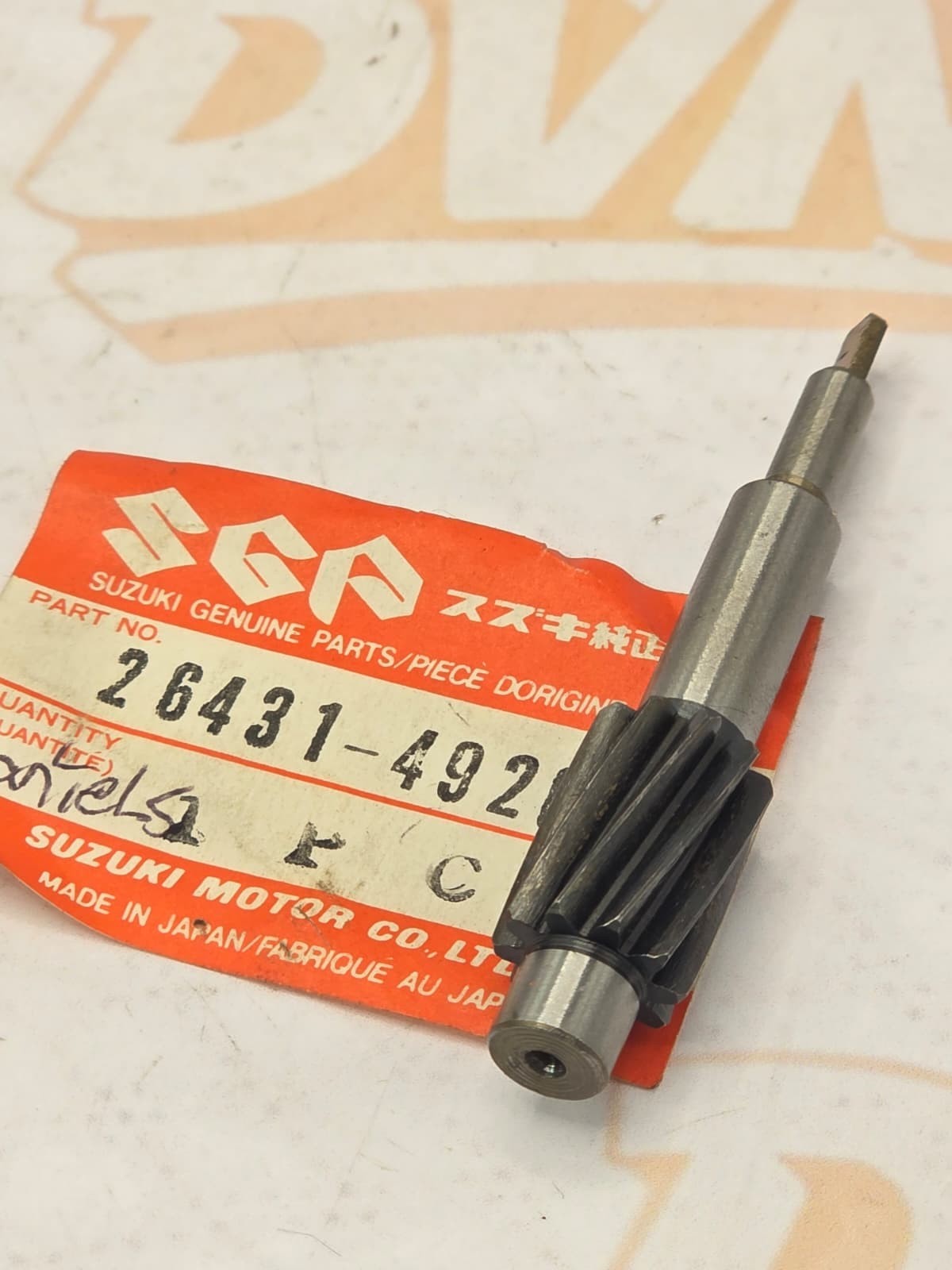 NOS Suzuki Tachometer Driven Gear 1982-1983 GS1100 1980-1982 GS750 26431-49201
